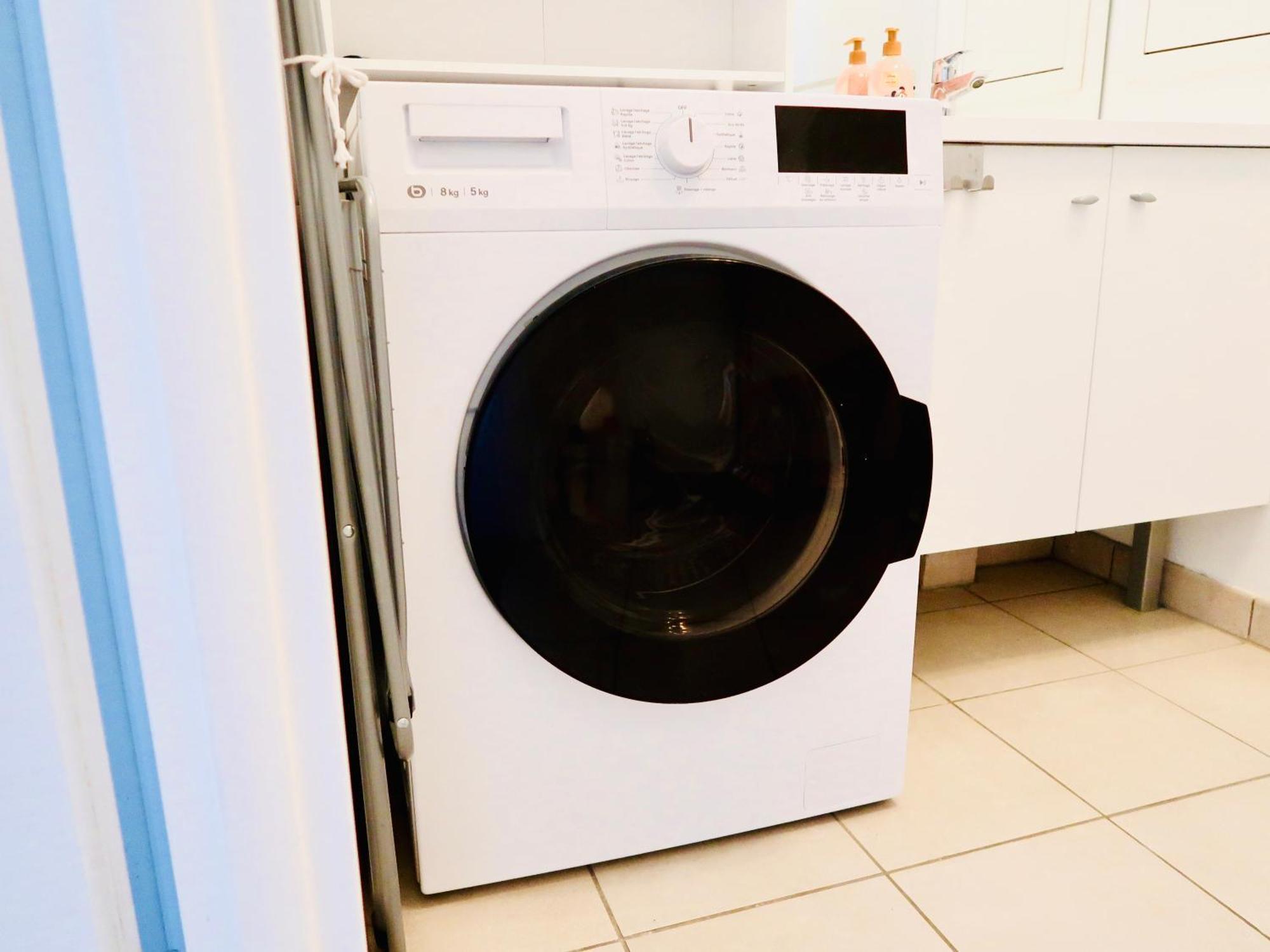 Le Lion D'Or - Parking - Netflix - Wifi - Nerf Apartment Bussy-Saint-Georges Luaran gambar